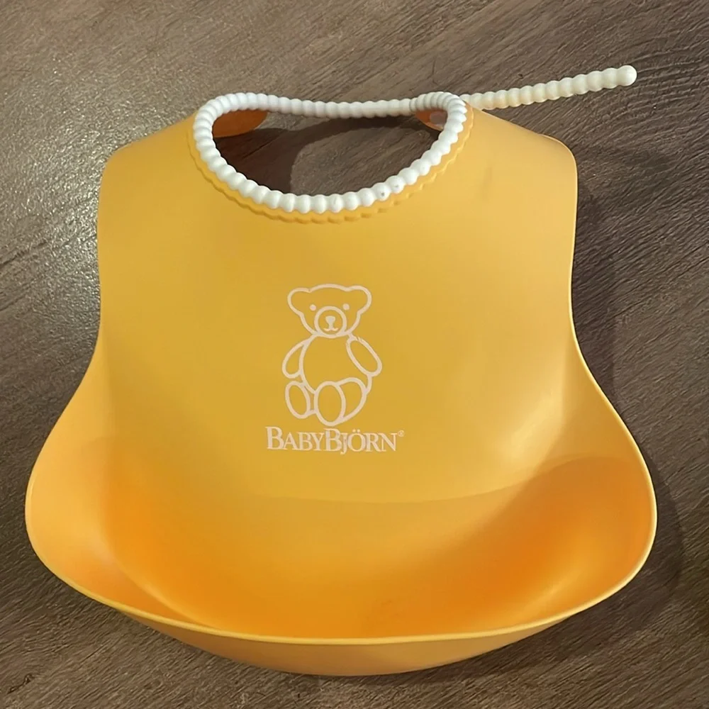 BabyBjorn 2 Baby Bibs Feeding Washable Silicone Material Front Catch Infant - Picture 4 of 12